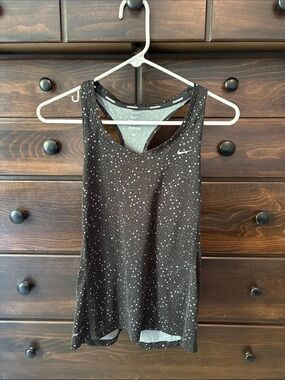 Nike Black and White Triangle Print Racerback Tank